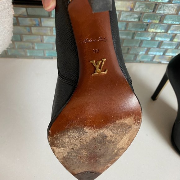 Louis Vuitton Heel Booties - Picture 4 of 15